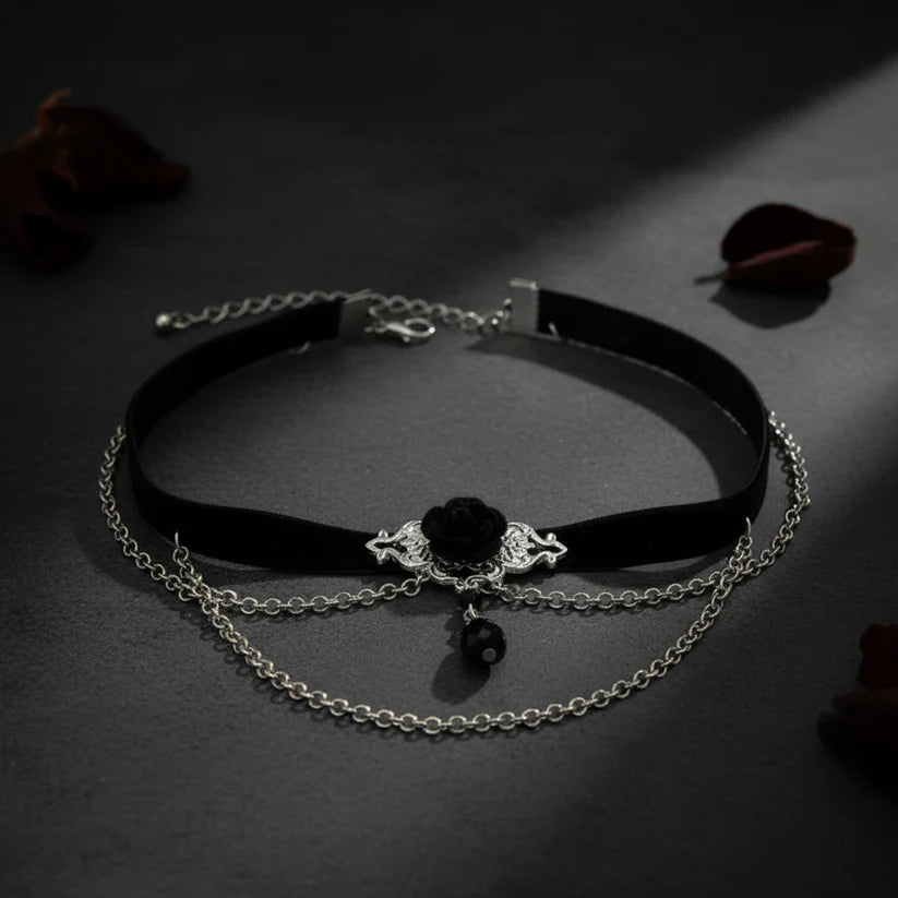 Nyra Choker